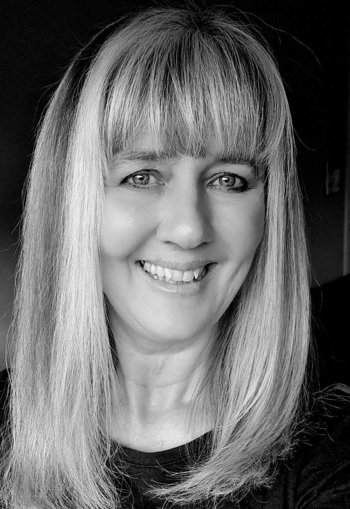 Loraine Scullard, Mediator